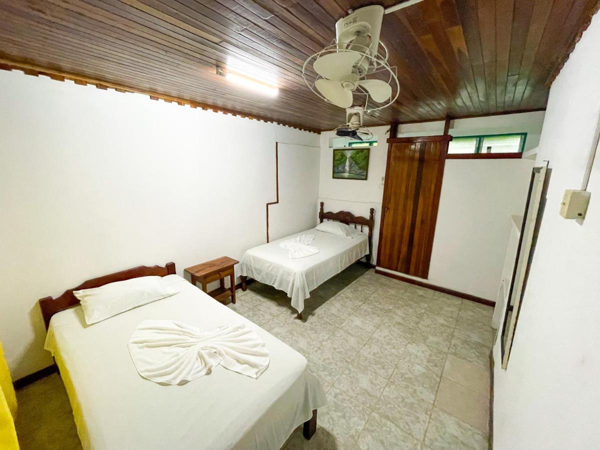 Hotel La Cascada ปุนตาเรนาส ภายนอก รูปภาพ